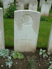 Etaples Military Cemetery - Sibley, R